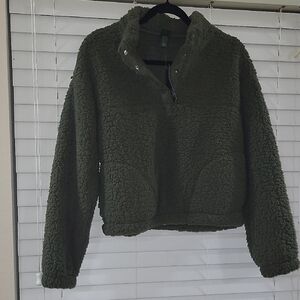 Wild Fable Cozy Sherpa Cropped Sweater in Olive green Women size S
